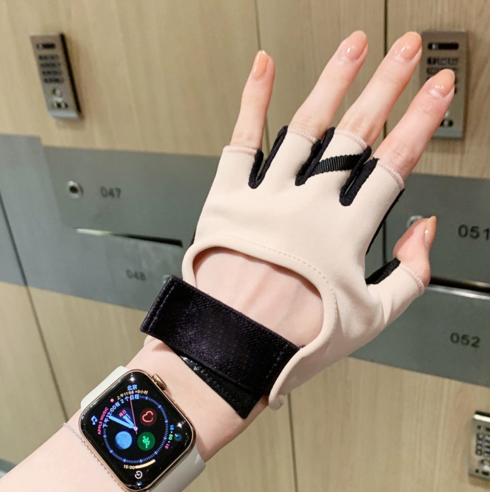 Custom fingerless gym gloves for private-label fitness brands