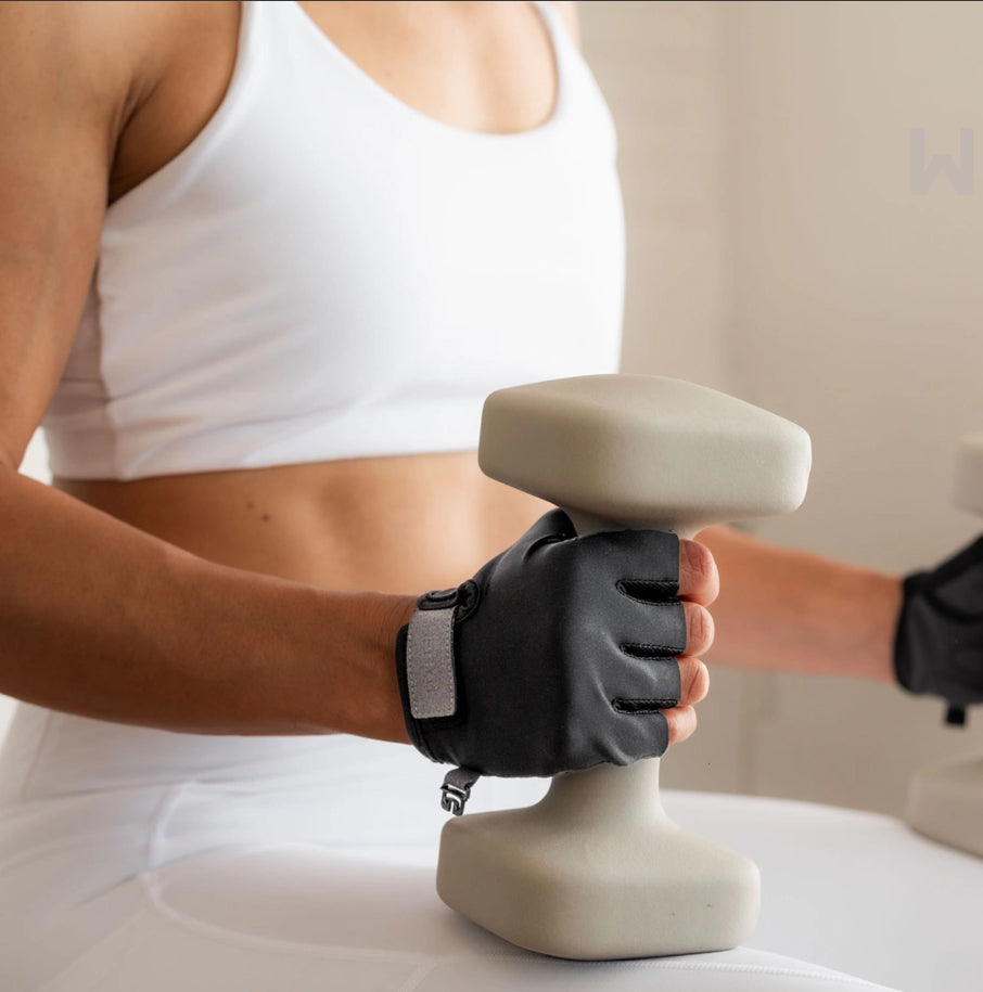 Custom fingerless gym gloves for private-label fitness brands