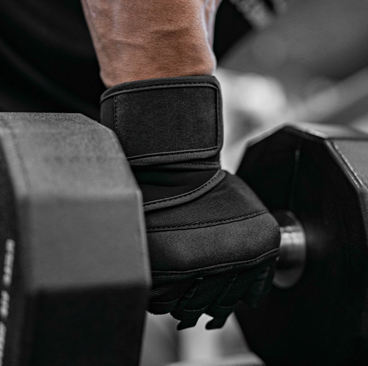 Custom fingerless gym gloves for private-label fitness brands