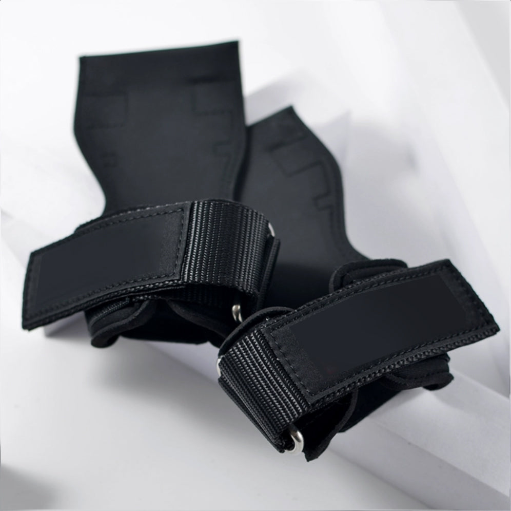 Custom camouflage gym gloves for private-label fitness brands