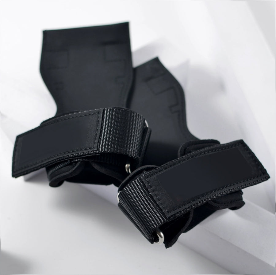 Custom camouflage gym gloves for private-label fitness brands