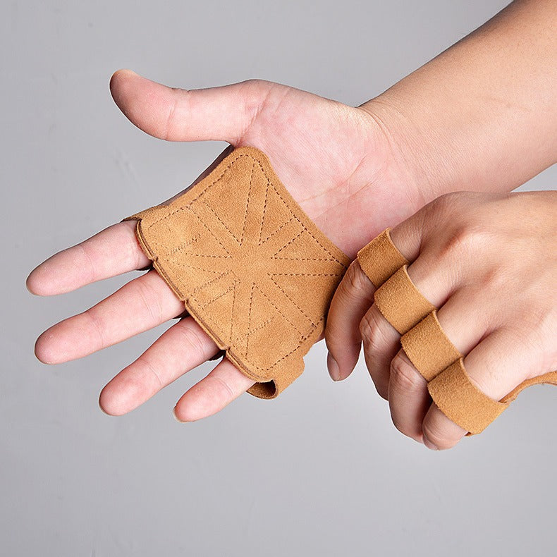 Custom four-finger gym gloves for private-label fitness brands