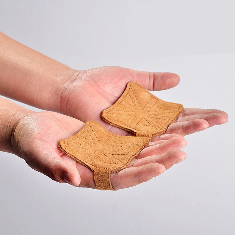 Custom four-finger gym gloves for private-label fitness brands